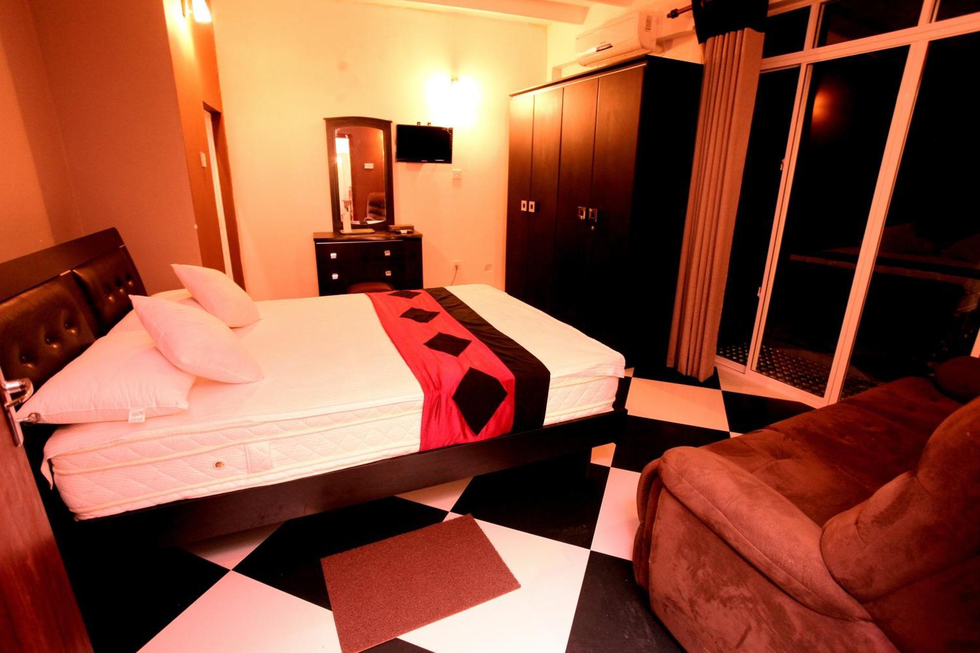 Oak Residencies Villa คิริบัทโกดา ห้อง รูปภาพ