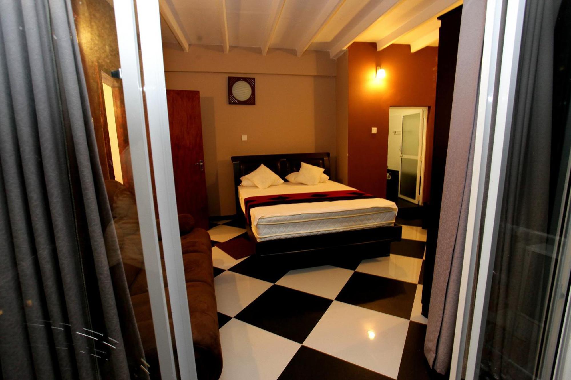 Oak Residencies Villa คิริบัทโกดา ห้อง รูปภาพ