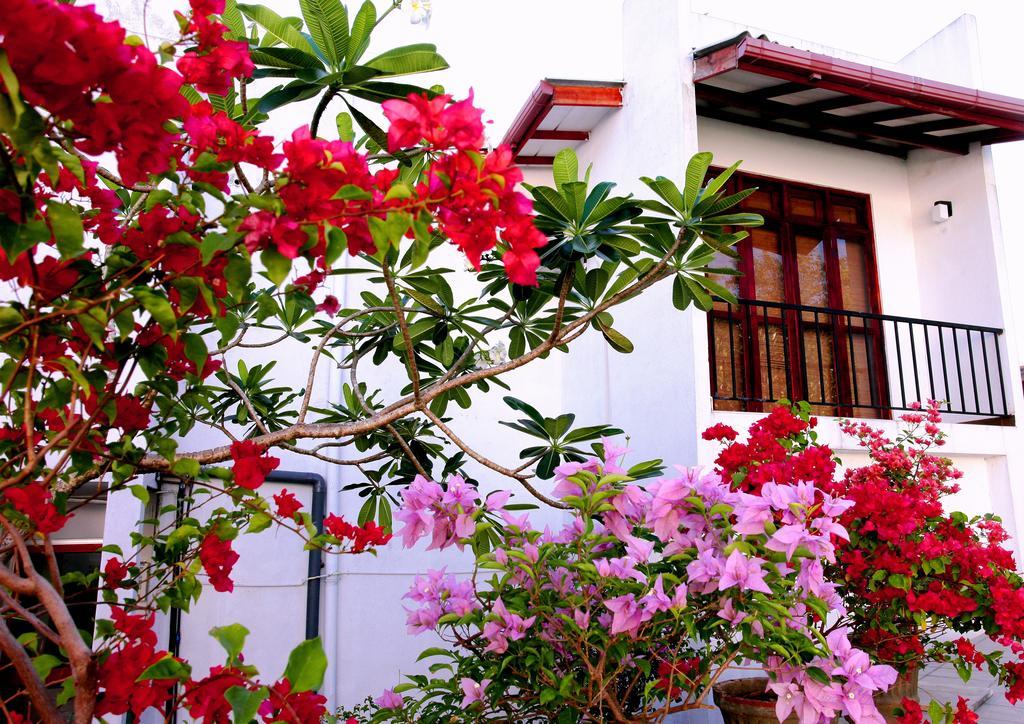 Oak Residencies Villa คิริบัทโกดา ภายนอก รูปภาพ