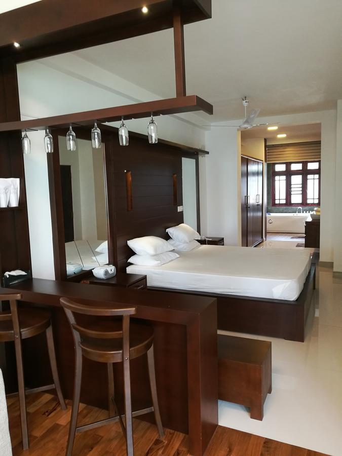 Oak Residencies Villa คิริบัทโกดา ภายนอก รูปภาพ